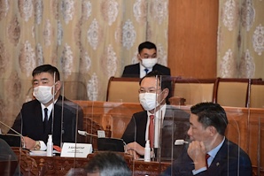 Ts.Iderbat and E.Batshugar took the oath in the State Great Hural (Parliament) of Mongolia