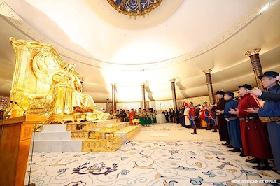  Inauguration ceremony held for the golden statue of Chinggis Khaan