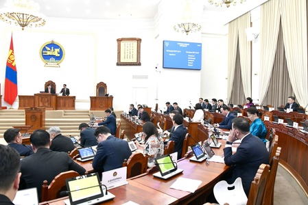Төлөвлөгөөт хяналт шалгалтын цаглавар, хаврын чуулганаар хэлэлцэх асуудлын тухай тогтоол баталж, Улсын Их Хурлын 2025 оны намрын ээлжит чуулган өндөрлөлөө