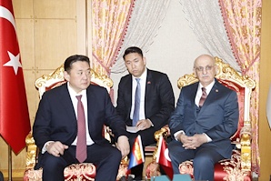 Монгол Улсын Их Хурлын дарга М.Энхболд, БНТУ-ын Үндэсний Их Хурлын дарга Исмаил Кахраман нар албан ёсны хэлэлцээ хийлээ