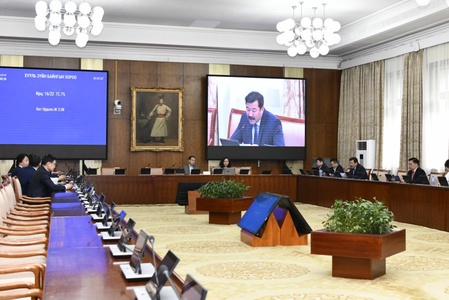 ХЗБХ: Замын хөдөлгөөний аюулгүй байдлын тухай хуульд нэмэлт, өөрчлөлт оруулах тухай хуулийн төслийг хэлэлцэхийг, Байнгын хорооны даргыг улируулан сонгохыг дэмжив 