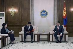 Prime Minister U.Khurelsukh presents the bill to authorize his Cabinet members