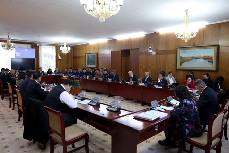 АБГББХ: Монгол Улсын 2024 оны төсвийн тухай хуулийн төслийн хоёр дахь хэлэлцүүлгийг хийлээ