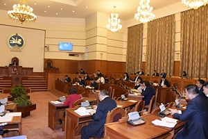  Улсын Их Хурлын гишүүн Т.Аюурсайханаас Монголбанкны Ерөнхийлөгчид тавьсан асуулгын хариуг сонслоо