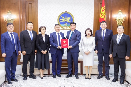 Эрүүгийн хэрэг хянан шийдвэрлэх тухай хуульд нэмэлт оруулах тухай хуулийн төслийг өргөн мэдүүллээ 