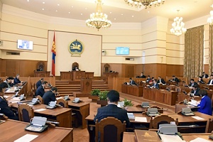 2018 оны төсвийн хүрээний мэдэгдэл, 2019-2020 оны төсвийн төсөөллийн тухай хуульд өөрчлөлт оруулах тухай хуулийн төслийн анхны хэлэлцүүлгийг хийж эхэллээ