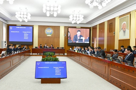 ТБХ:Монгол Улсын 2026 оны төсвийн тухай хуулийн төслийн хамт өргөн мэдүүлсэн хууль, тогтоолын төслүүдийн анхны хэлэлцүүлгийг хийв