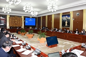 БСШУСБХ: Монгол Улсын 2022 оны төсвийн тухай болон бусад хуулийн төслүүдийн хоёр дахь хэлэлцүүлгийг хийлээ
