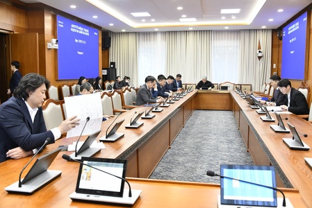 АБГББХ: Худалдааны түр хэлэлцээрийг соёрхон батлахыг дэмжиж, Эрчим хүчний сайдын мэдээллийг сонслоо