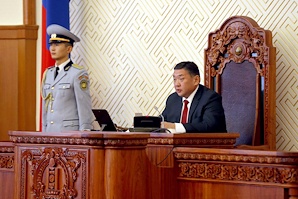 Улсын Их Хурлын 2017 оны намрын ээлжит чуулганыг нээж Монгол Улсын Их Хурлын дарга  М.Энхболдын хэлсэн үг