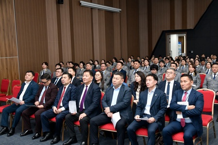 Төсвийн байнгын хорооны дарга, гишүүд Гаалийн ерөнхий газрын үйл ажиллагаатай танилцав