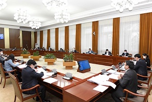 ХЗБХ: Монгол Улсын шүүхийн тухай хуулийн шинэчилсэн найруулгын төслийн анхны хэлэлцүүлгийг хийж эхэллээ