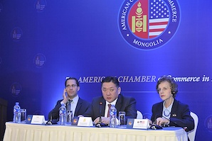 УИХ-ын дарга М.Энхболд Монгол дахь Америкийн Худалдааны танхимын гишүүдтэй уулзалт хийв
