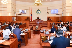  	Монгол Улсын 2022 оны төсвийн тодотголын талаарх хуулийн төслүүдийг гурав дахь хэлэлцүүлэгт бэлтгүүлэхээр шилжүүллээ