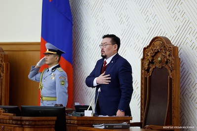 Видео: МОНГОЛ УЛСЫН ИХ ХУРЛЫН 2023 ОНЫ НАМРЫН ЭЭЛЖИТ ЧУУЛГАНЫГ ХААЖ, МОНГОЛ УЛСЫН ИХ ХУРЛЫН ДАРГА Г.ЗАНДАНШАТАРЫН ХЭЛСЭН ҮГ