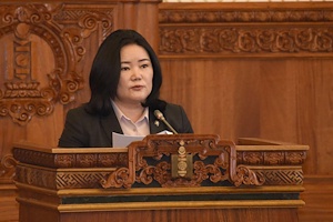 Улсын Их Хурлын гишүүн Н.Амарзаяагаас "Монгол Улсын усны нөөц, ус ашиглалтын талаар Засгийн газраас баримталж буй бодлогын талаар" тавьсан асуулга
