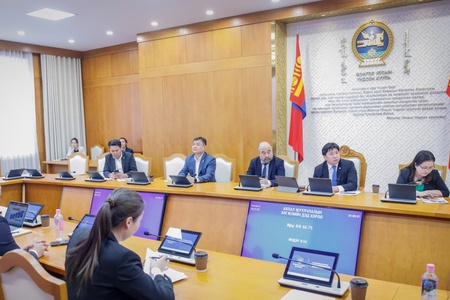 Аялал жуулчлалын бүтээгдэхүүн хөгжүүлэлт, хөрөнгө оруулалт, бизнесийн орчин, тулгамдаж буй асуудлаар мэргэжлийн холбоодын мэдээллийг сонслоо
