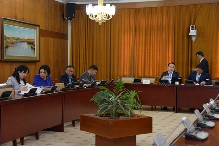 ИЦББХ: Монгол Улсын 2023 оны төсвийн тухай хуульд өөрчлөлт оруулах тухай зэрэг хуулийн төслүүдийг хэлэлцлээ 