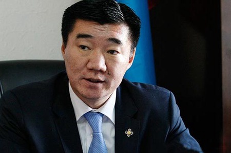 Улсын Их Хурлын гишүүн С.Бямбацогтоос Монгол Улсын Ерөнхий сайд У.Хүрэлсүхэд хандан Монгол Улсын хэмжээнд үйл ажиллагаа явуулж байгаа төслийн нэгжүүдийн чиглэл, зорилго, хөрөнгө оруулалт, үр дүнгийн талаар болон цаашид төслийн нэгжүүдийн үйл ажиллагааг үр дүнтэй, ил тод, хуулийн дагуу явуулах талаар авч хэрэгжүүлэх арга хэмжээний тухай тавьсан асуулга