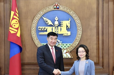 Chairman of the State Great Hural S. Byambatsogt Meets with H.E. Ms. Shen Minjuan, Ambassador of the People's Republic of China to Mongolia