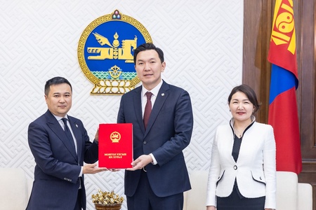 Аж ахуйн нэгжийн орлогын албан татварын тухай хуульд нэмэлт оруулах тухай хуулийн төслийг өргөн мэдүүлэв 