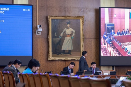 ТББХ: Улсын дунд хугацааны хөгжлийн бодлого, төлөвлөлтийн баримт бичгийн төслийн анхны хэлэлцүүлгийг хийлээ