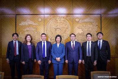 D. Enkhtuvshin, Deputy Chair of the Mongolia-Singapore Parliamentary Group, received and met with the Senior Minister of State of the Republic of Singapore, Sim Ann