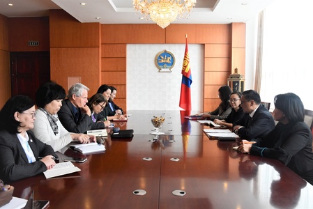 Монгол Улсын Сүрьеэгийн үндэсний хөтөлбөрийн үнэлгээний талаар санал солилцлоо