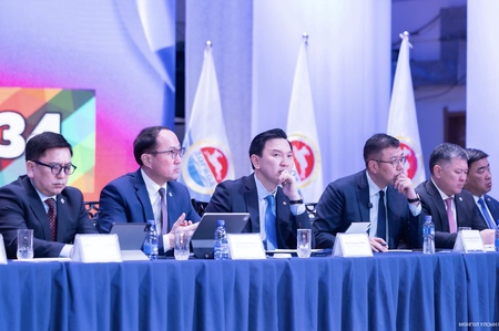 Видео мэдээ: Улсын Их Хурлын дарга Н.Учрал эрх зүйн шинэчлэлдээ иргэдийн санал, бодлыг тусгах зорилгоор Зүүн бүсэд ажиллаж байна