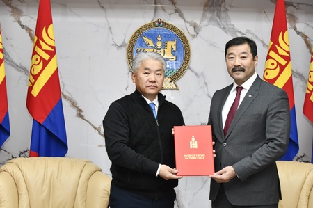 “Тогтоолд нэмэлт оруулах тухай” Улсын Их Хурлын тогтоолын төслийг өргөн мэдүүллээ