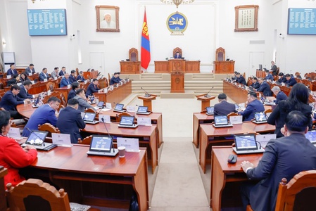 Эмнэлгийн тусламж, үйлчилгээний тухай, Төрийн нууцын тухай хуулийн төслүүдийг хэлэлцэхийг дэмжлээ