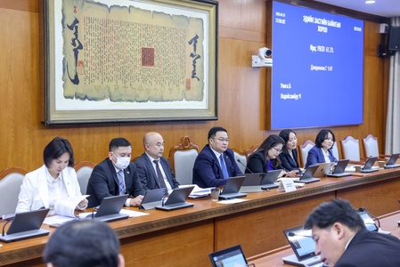 ЭЗБХ: Хэлэлцээрүүдийг дэмжиж, “Зоос банк” ХК-ийн хувьцаа эзэмшигчдийн асуудлаарх Монголбанкны мэдээллийг сонслоо