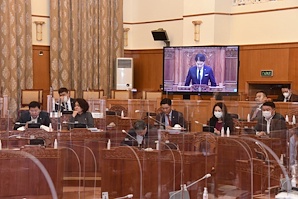 Монгол Улсын нэгдсэн төсвийн 2022 оны төсвийн хүрээний мэдэгдэл, 2023-2024 оны төсвийн төсөөллийн тухай хуульд өөрчлөлт оруулах тухай хуулийн төслийг хэлэлцэхийг дэмжив