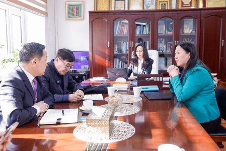 Ажлын хэсэг нийслэлийн ерөнхий боловсролын 2 дугаар сургуульд ажиллав