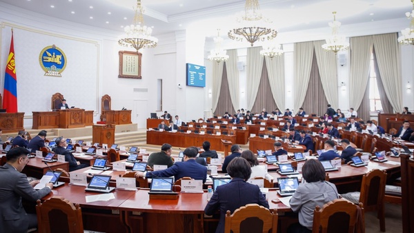 Төрийн байгуулалтын байнгын хорооны даргаар Б.Жавхланг, Хүний хөгжил, нийгмийн бодлогын байнгын хорооны даргаар П.Ганзоригийг сонголоо